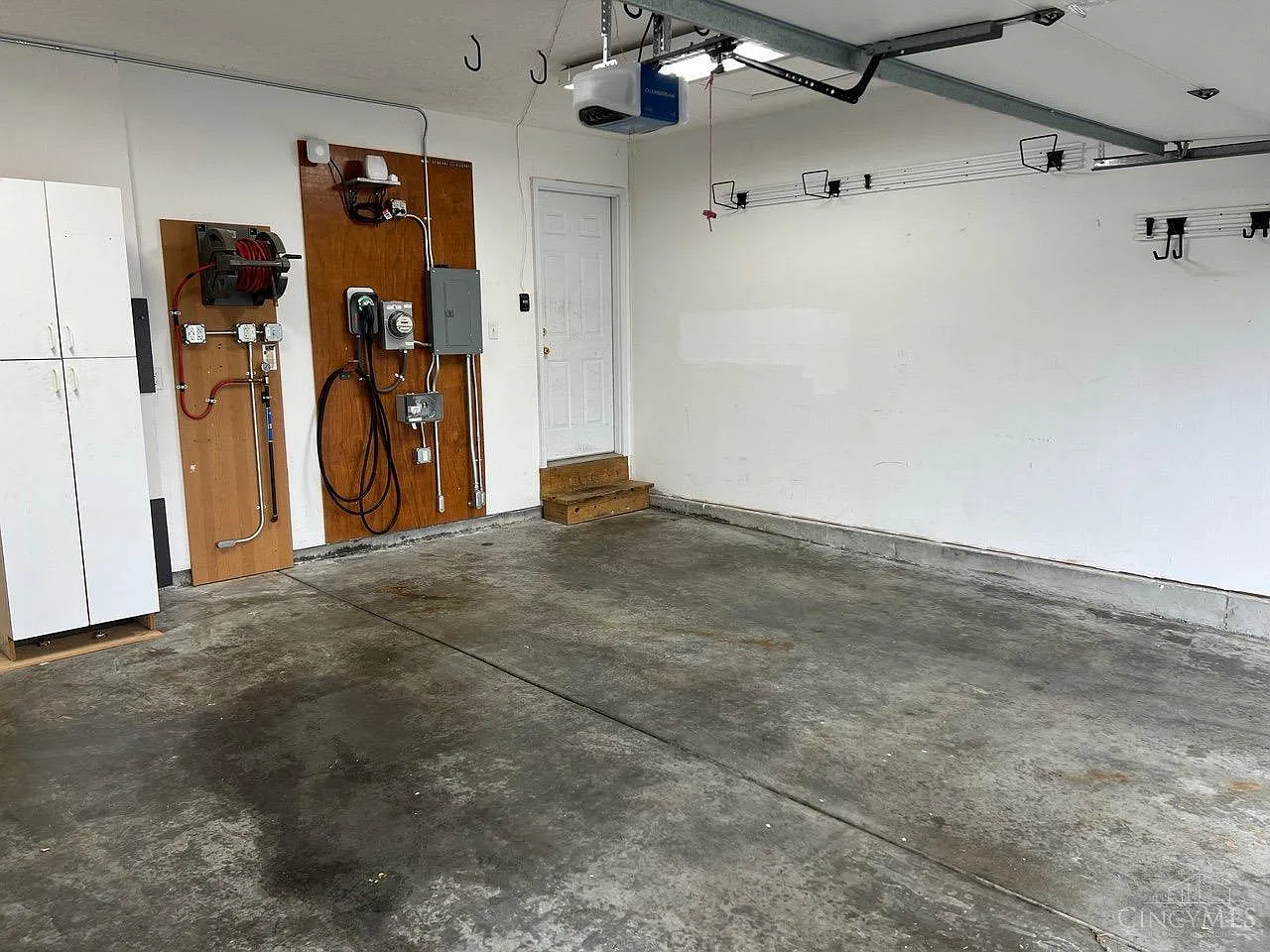 2 car garage